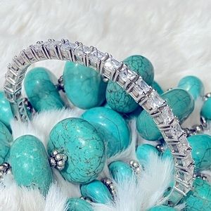 ❗️FINAL PRICE❗️Silpada 925 Silver and Brilliant Cubic Zirconia  Cuff Bracelet